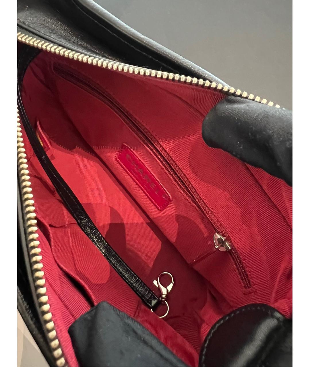 CHANEL Черная кожаная сумка через плечо, фото 7