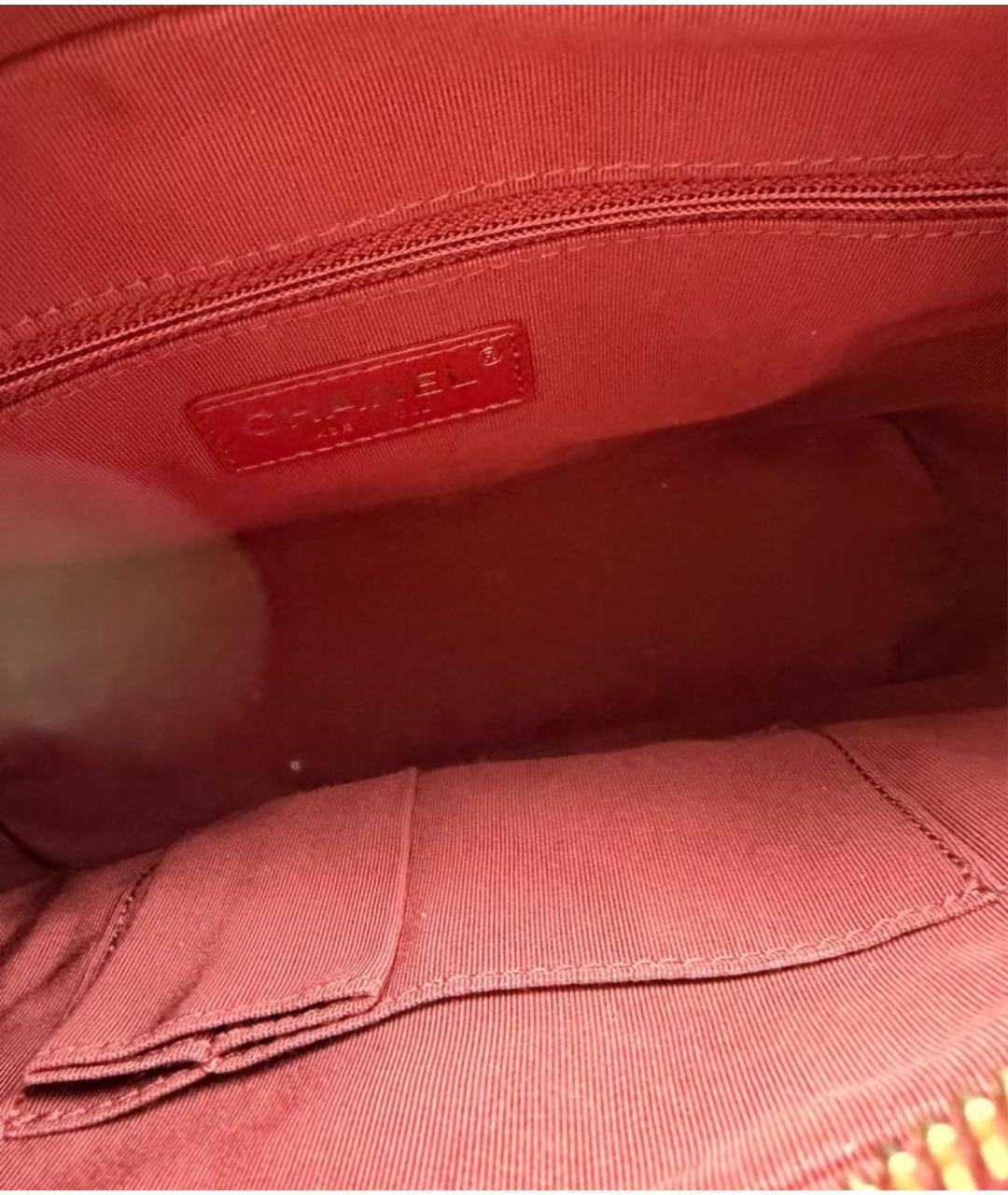 CHANEL Красная кожаная сумка через плечо, фото 3