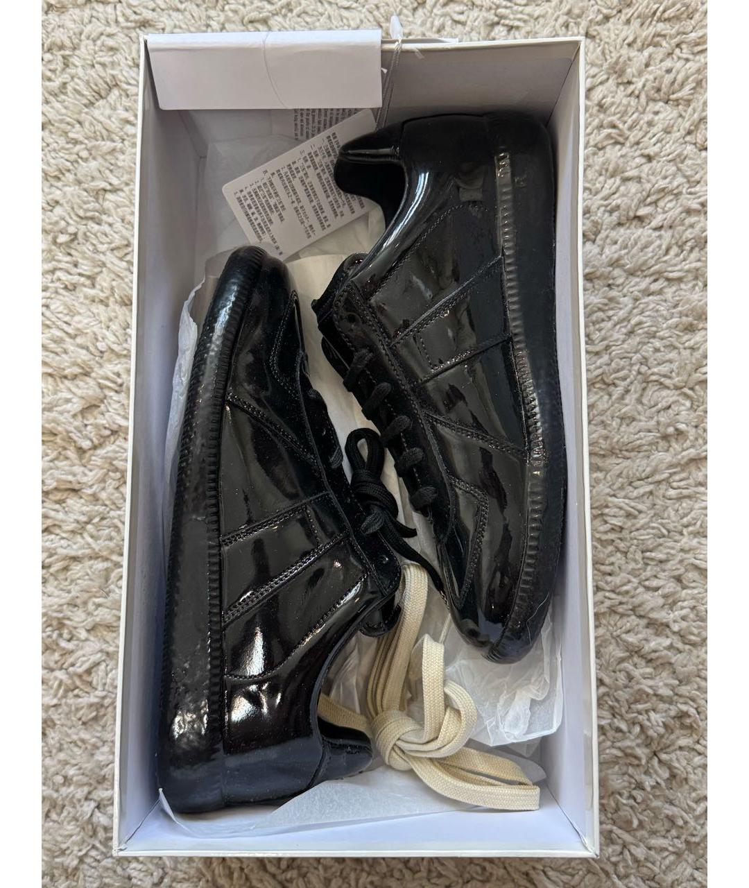 MAISON MARGIELA Черные кеды из лакированной кожи, фото 3