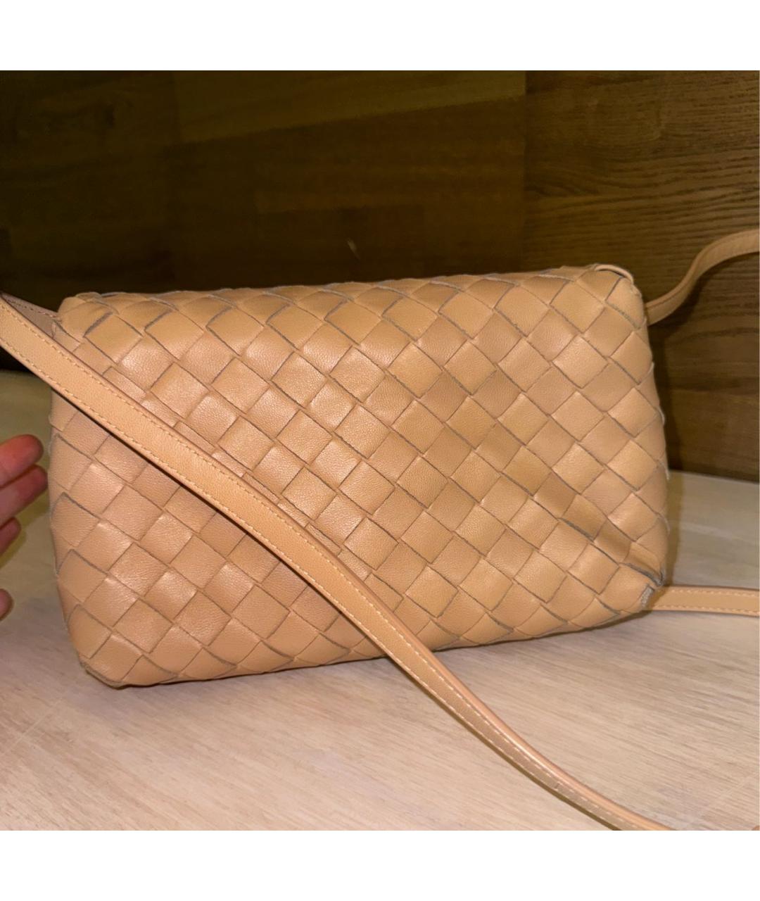BOTTEGA VENETA Бежевая кожаная сумка через плечо, фото 3