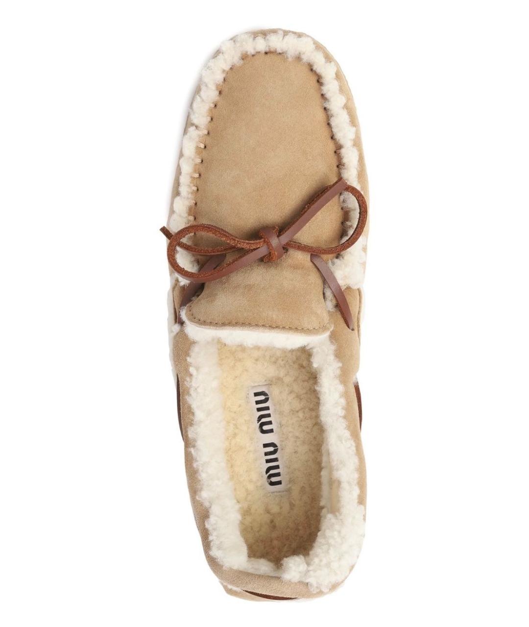 MIU MIU Бежевые замшевые мокасины, фото 3