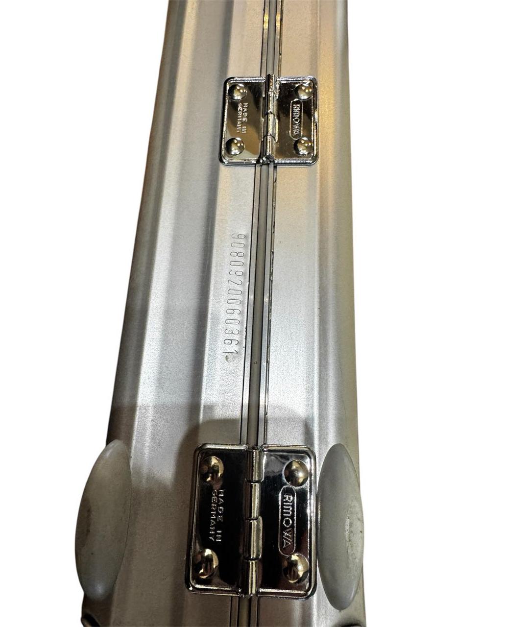 Rimowa Серебрянный чемодан, фото 3