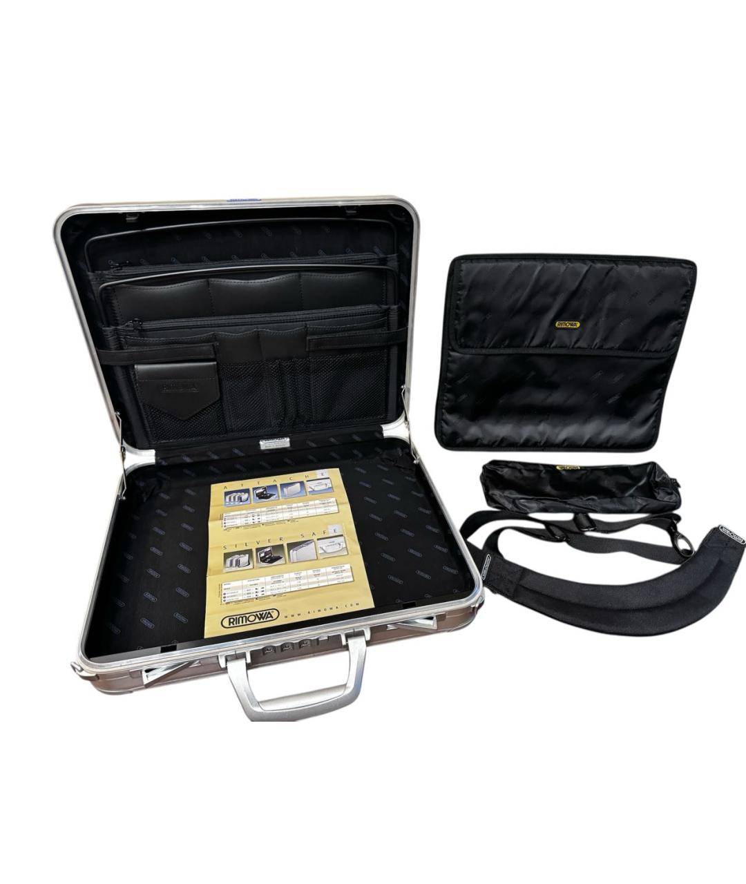 Rimowa Серебрянный чемодан, фото 4