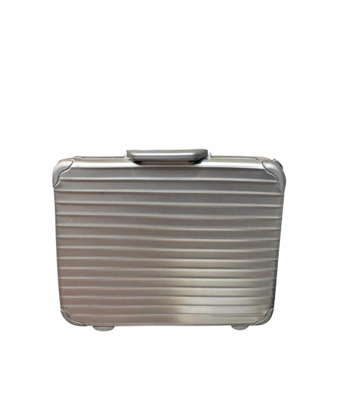 Rimowa Серебрянный чемодан, фото 1