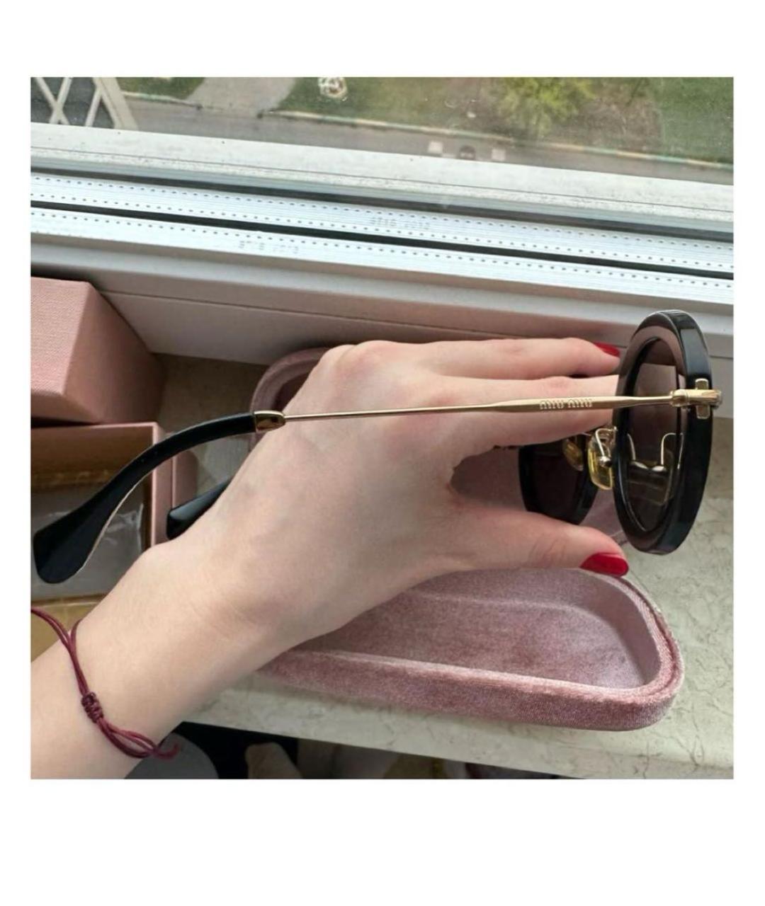 MIU MIU Черные пластиковые солнцезащитные очки, фото 2