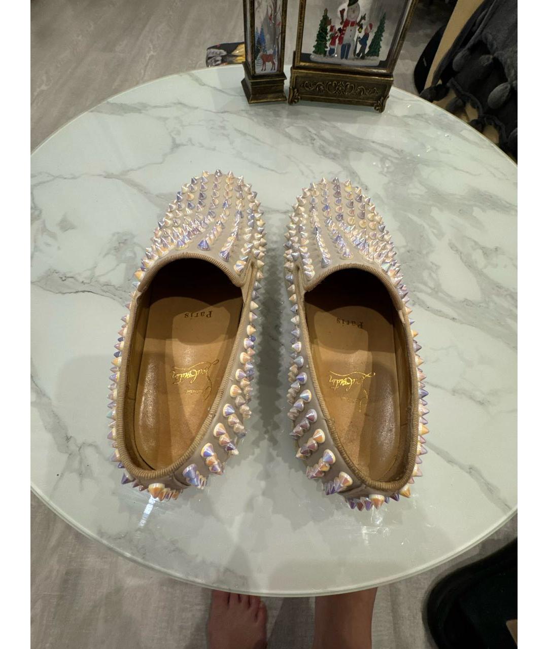 CHRISTIAN LOUBOUTIN Бежевые кожаные слипоны, фото 3