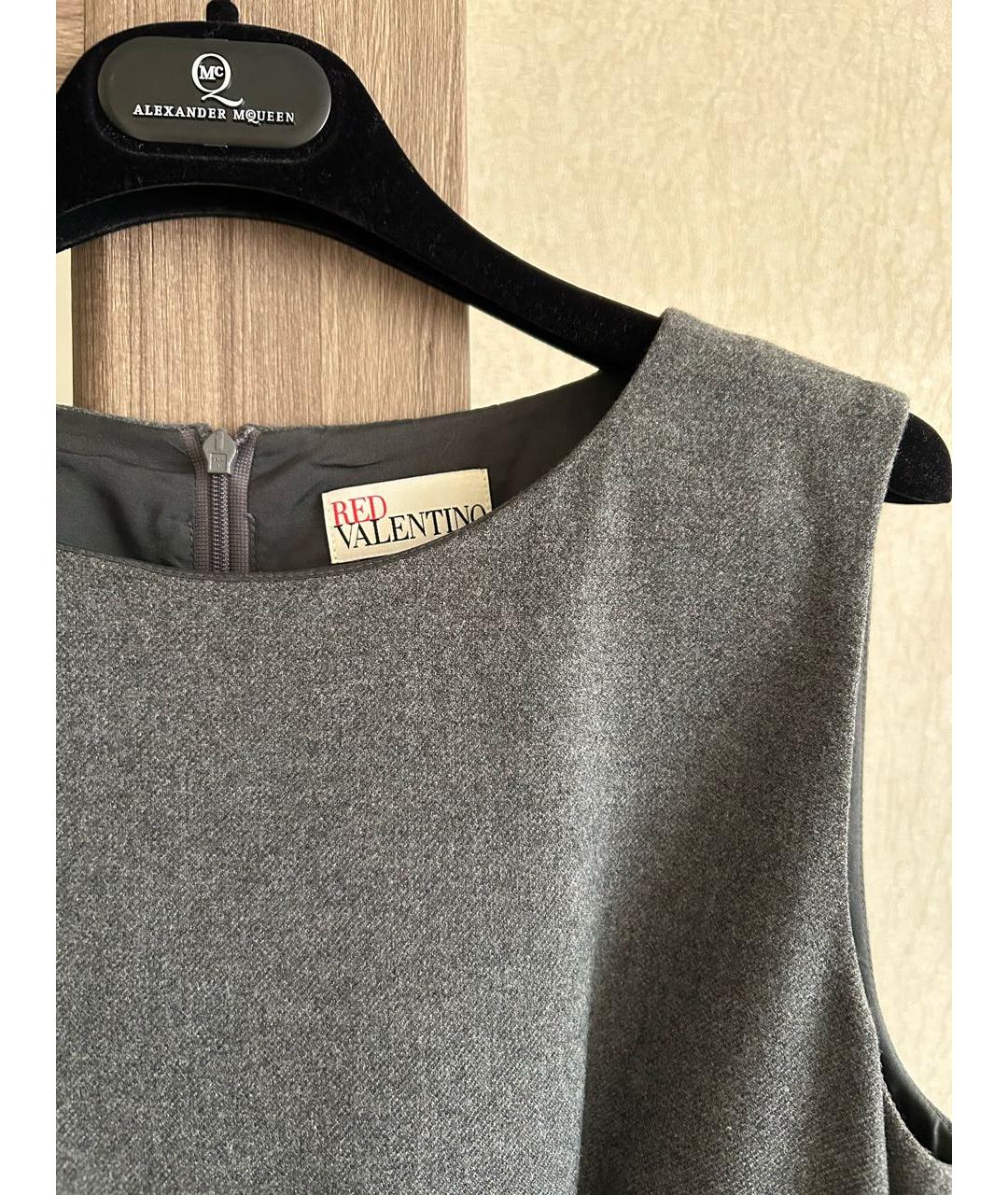RED VALENTINO Серое хлопковое повседневное платье, фото 3