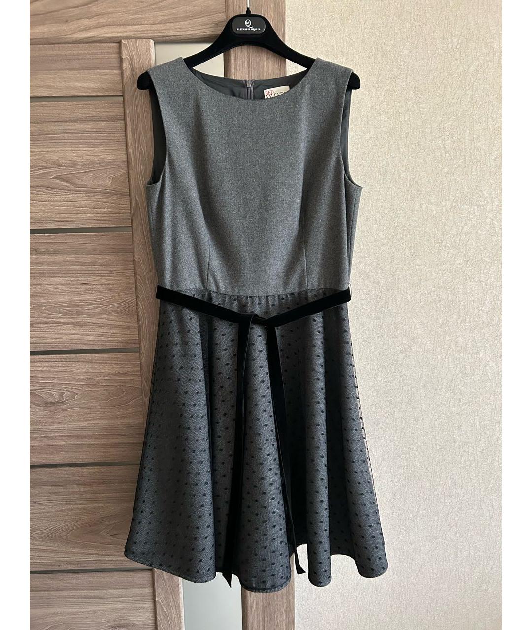 RED VALENTINO Серое хлопковое повседневное платье, фото 5