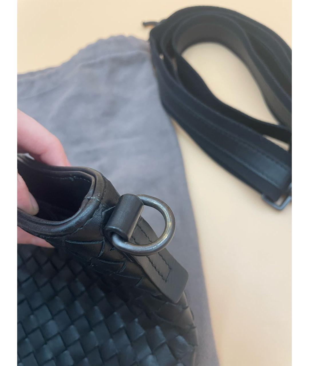BOTTEGA VENETA Черная кожаная сумка на плечо, фото 3