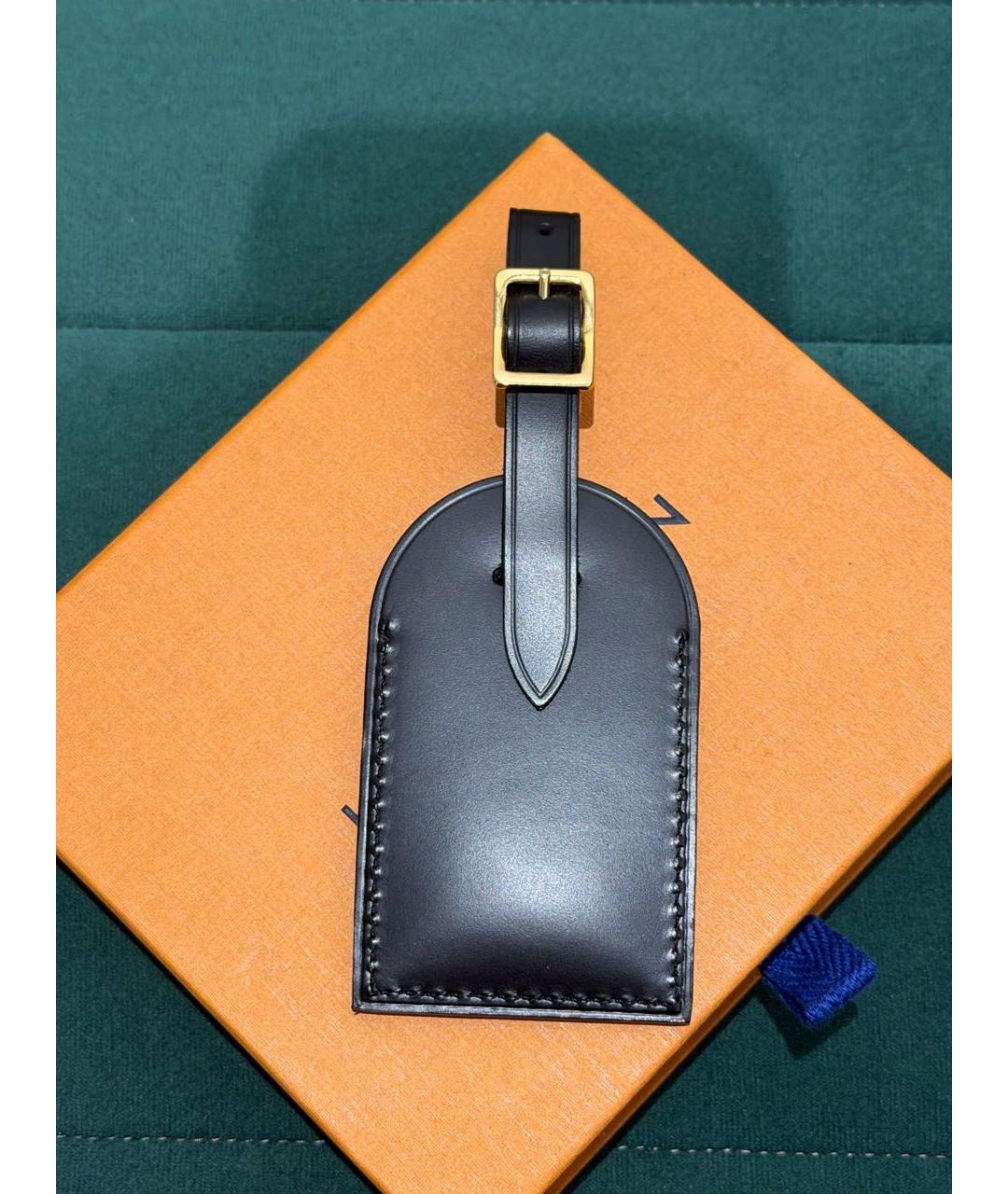 LOUIS VUITTON Черный брелок, фото 2