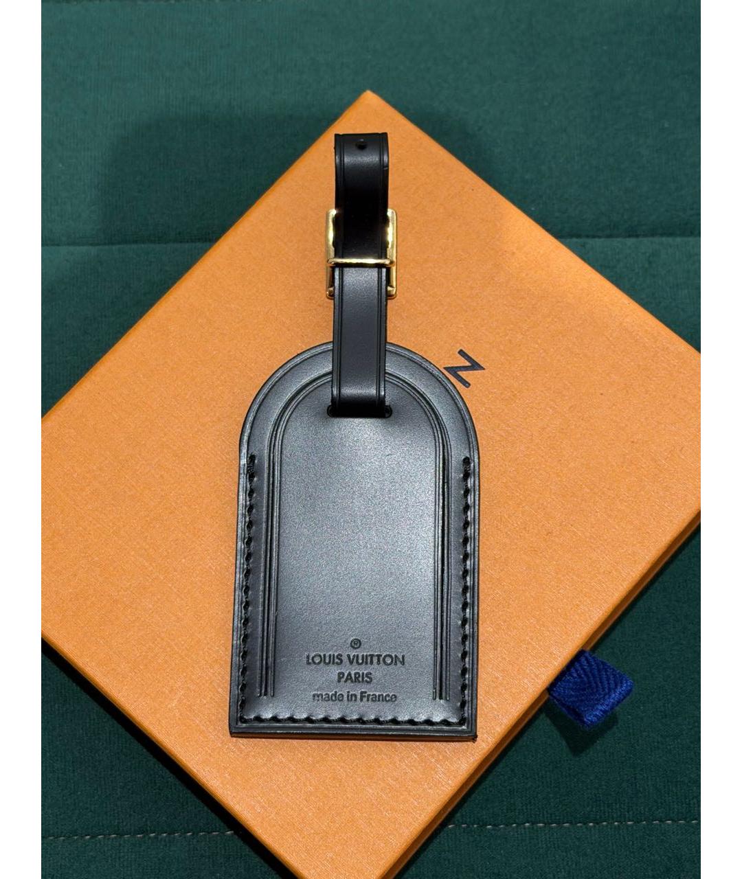 LOUIS VUITTON Черный брелок, фото 3