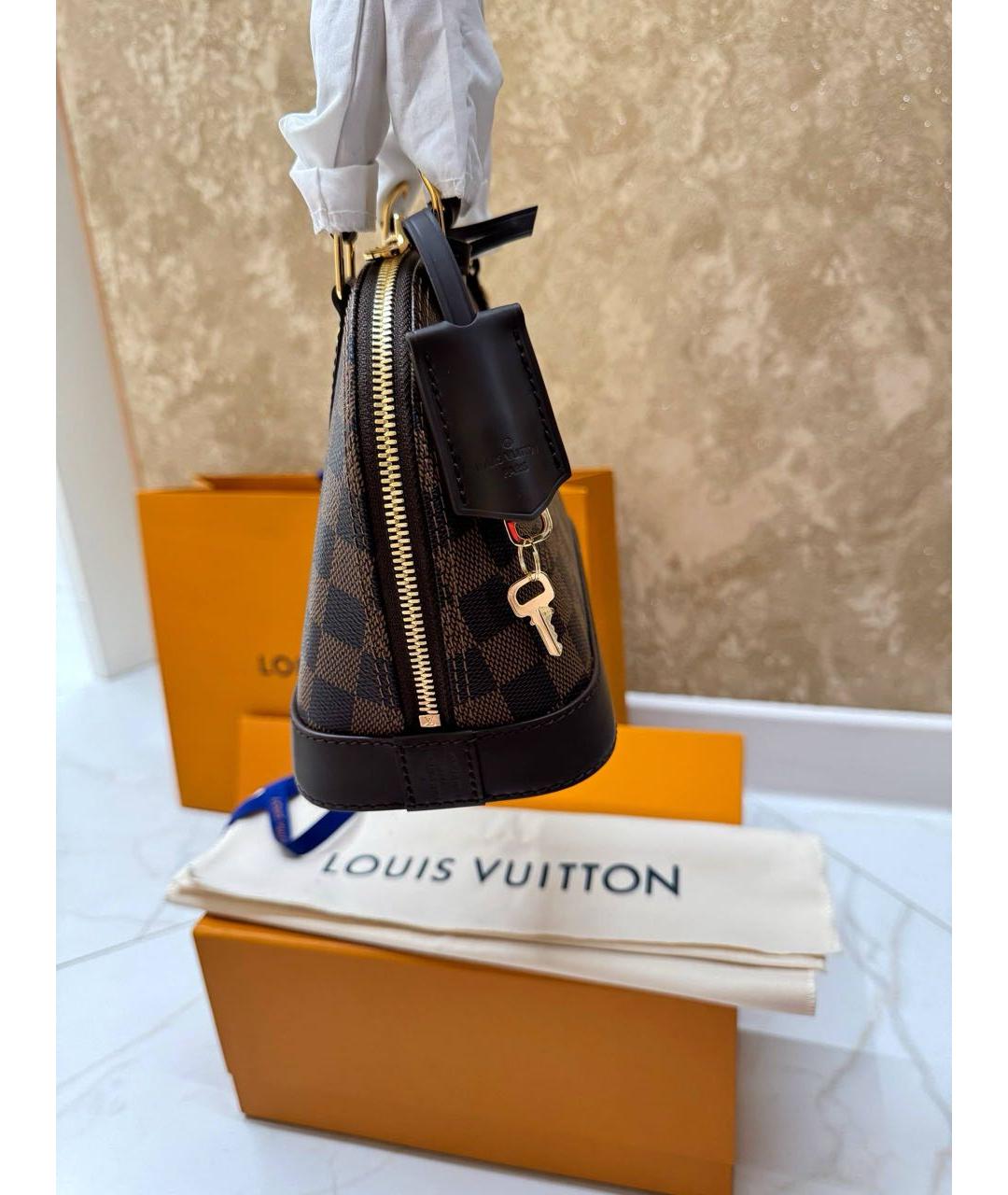 LOUIS VUITTON Коричневая сумка с короткими ручками, фото 2