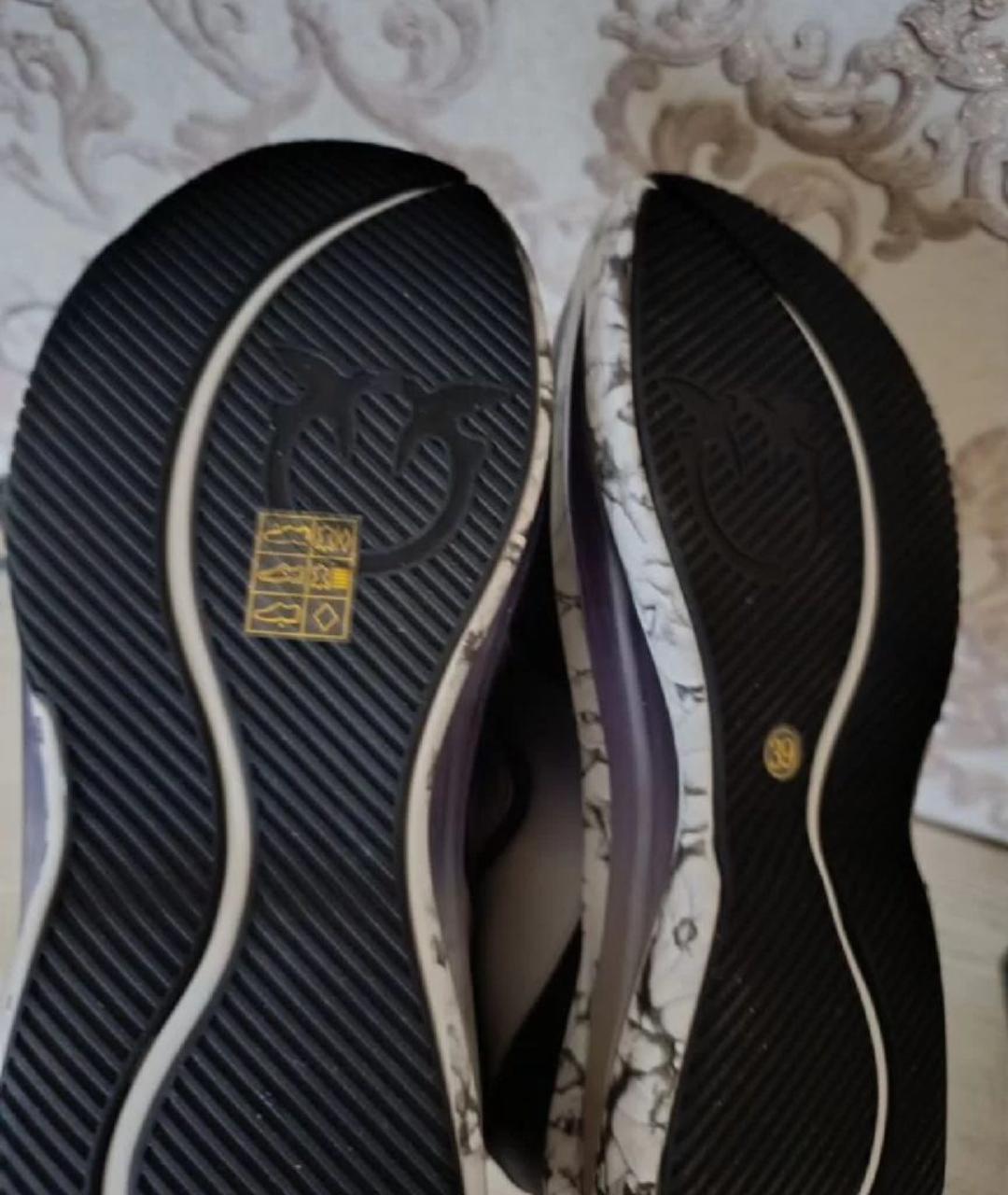 PINKO Черные кроссовки из искусственной кожи, фото 4