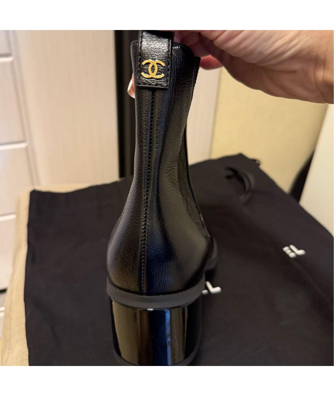 CHANEL Черные кожаные ботильоны, фото 4