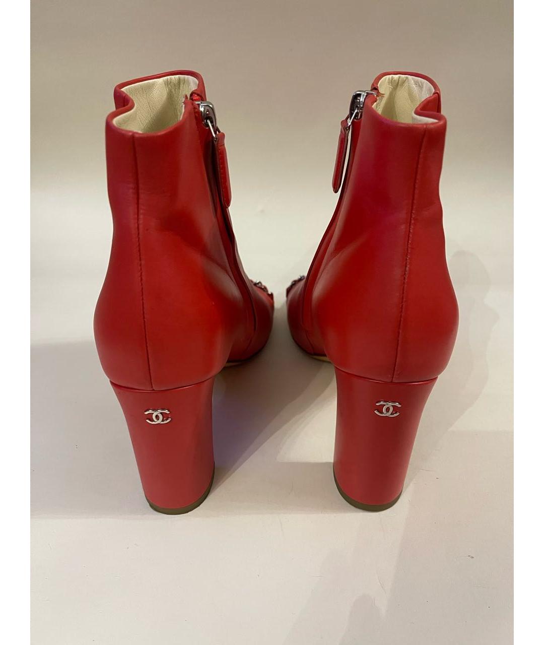 CHANEL Красные кожаные ботильоны, фото 6