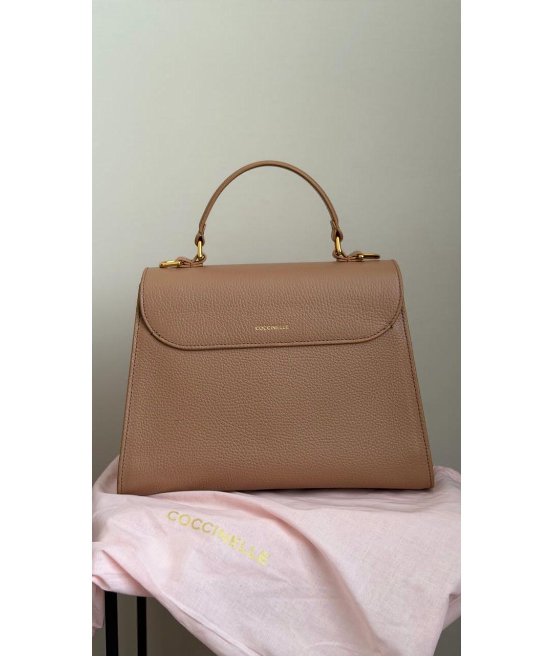 COCCINELLE Бежевая кожаная сумка с короткими ручками, фото 3