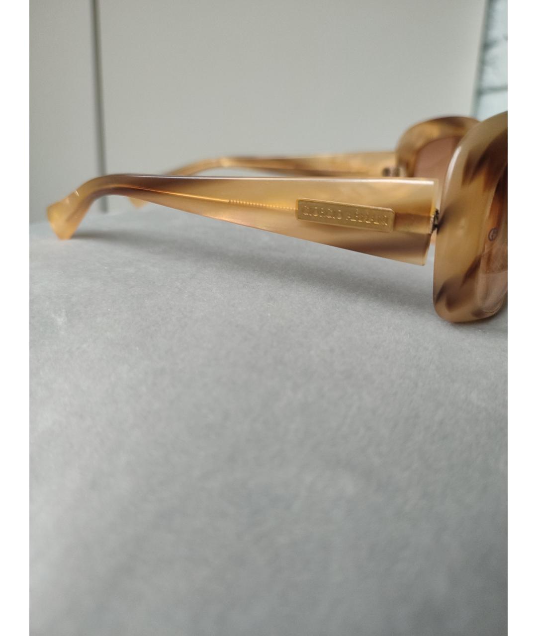 GIORGIO ARMANI Бежевые пластиковые солнцезащитные очки, фото 2