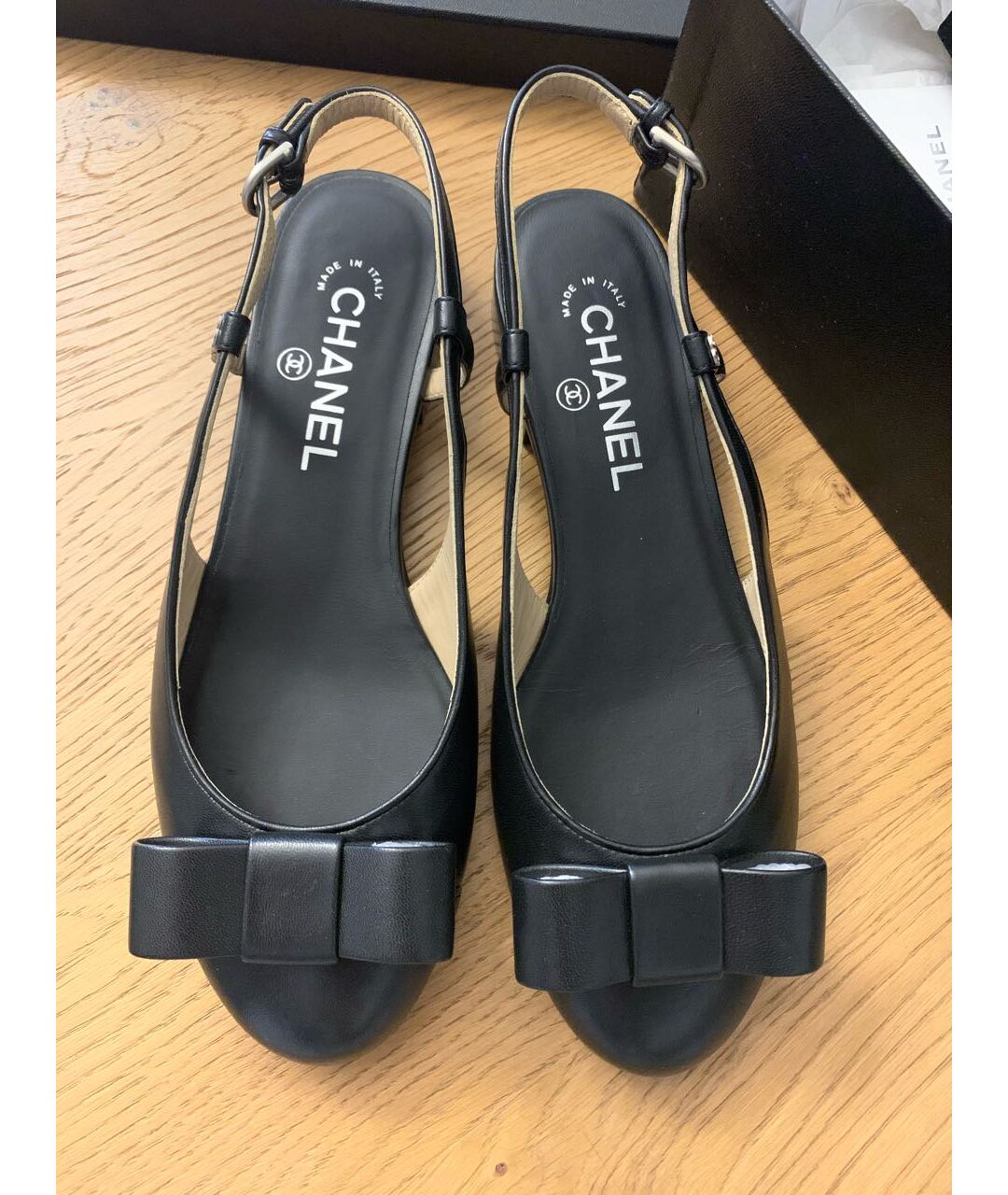 CHANEL Черные кожаные балетки, фото 2