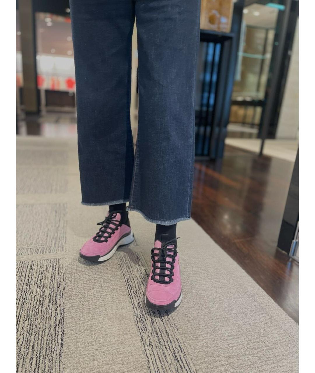 CHANEL Розовые замшевые кроссовки, фото 5