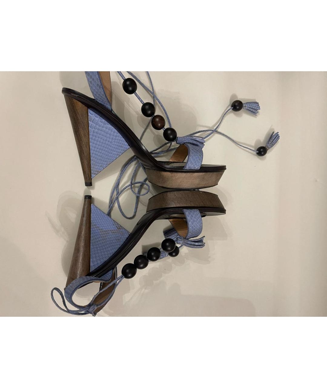 SERGIO ROSSI Голубые босоножки из экзотической кожи, фото 4