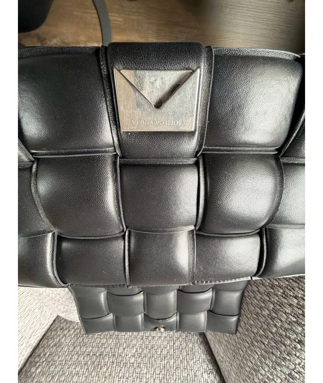 BOTTEGA VENETA Черная кожаная сумка через плечо, фото 6