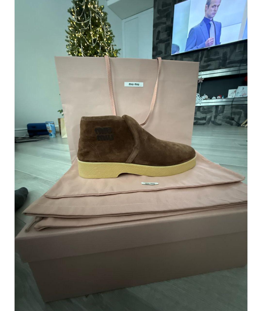 MIU MIU Коричневые замшевые ботинки, фото 8