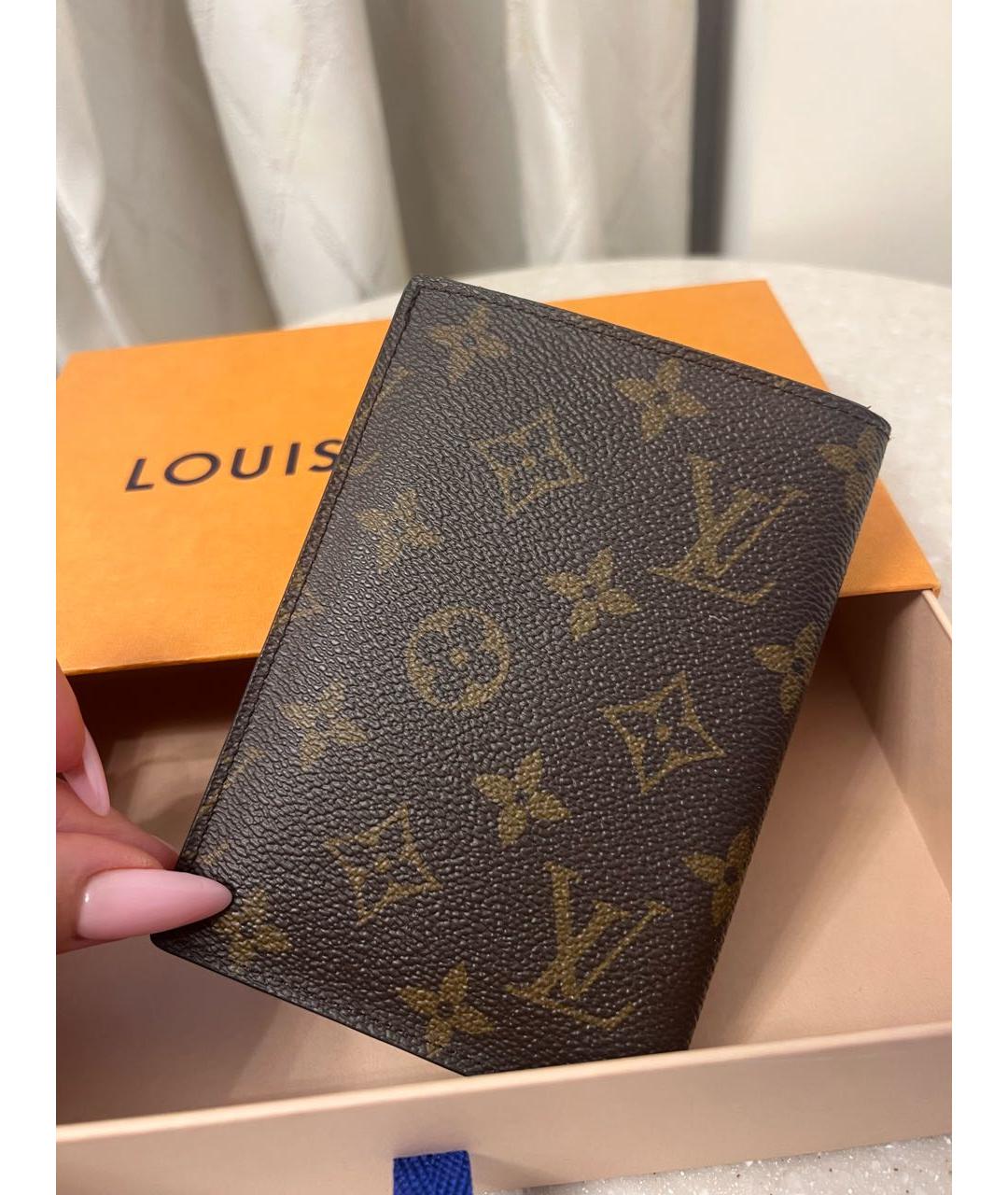 LOUIS VUITTON Коричневый кожаный кардхолдер, фото 5
