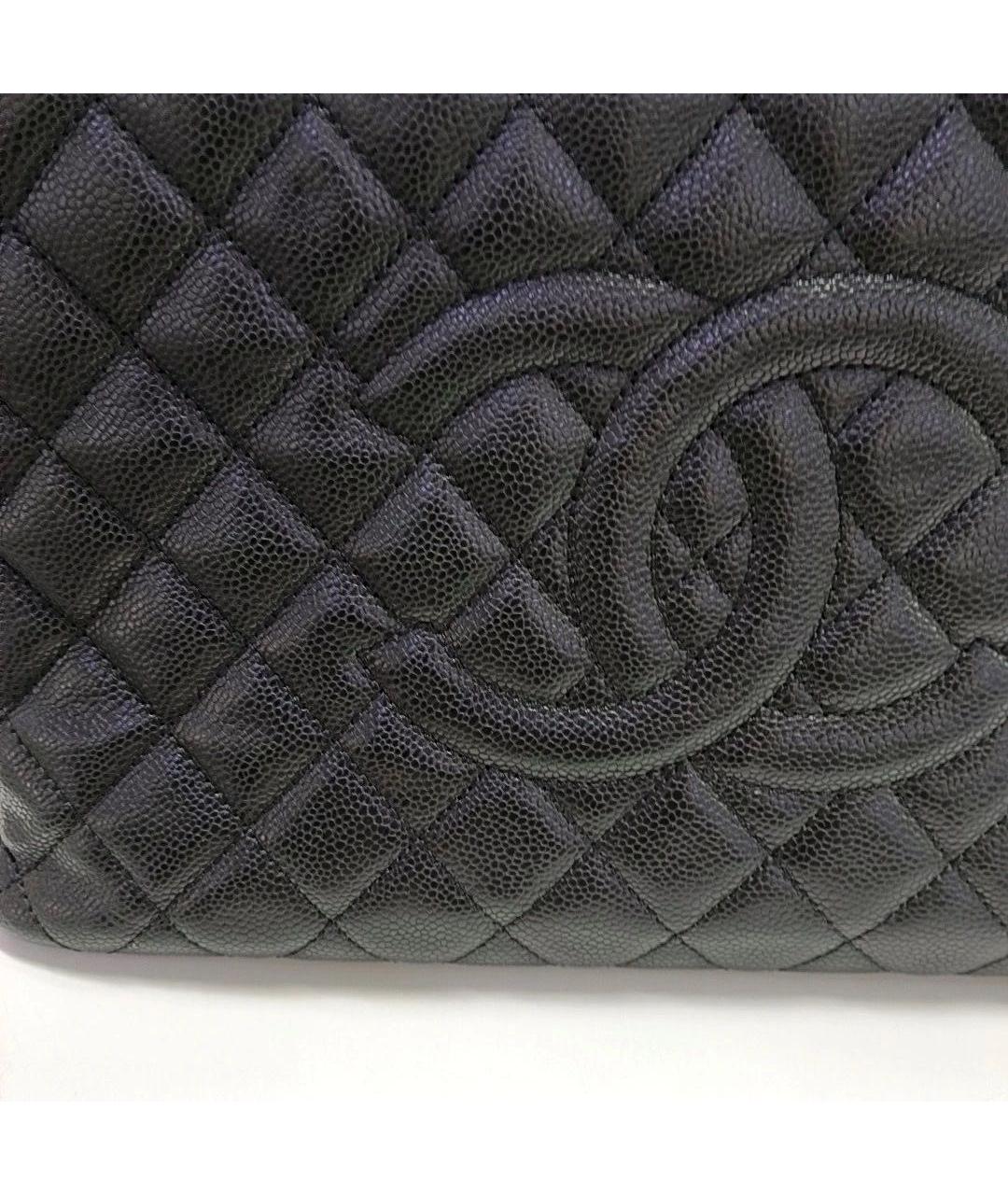 CHANEL Черная кожаная сумка тоут, фото 5