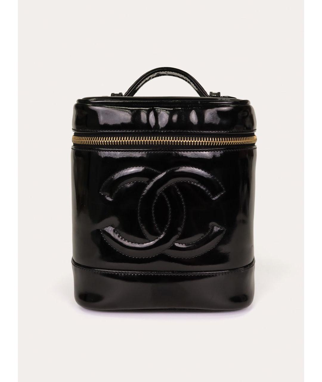 CHANEL Черная сумка с короткими ручками из лакированной кожи, фото 9