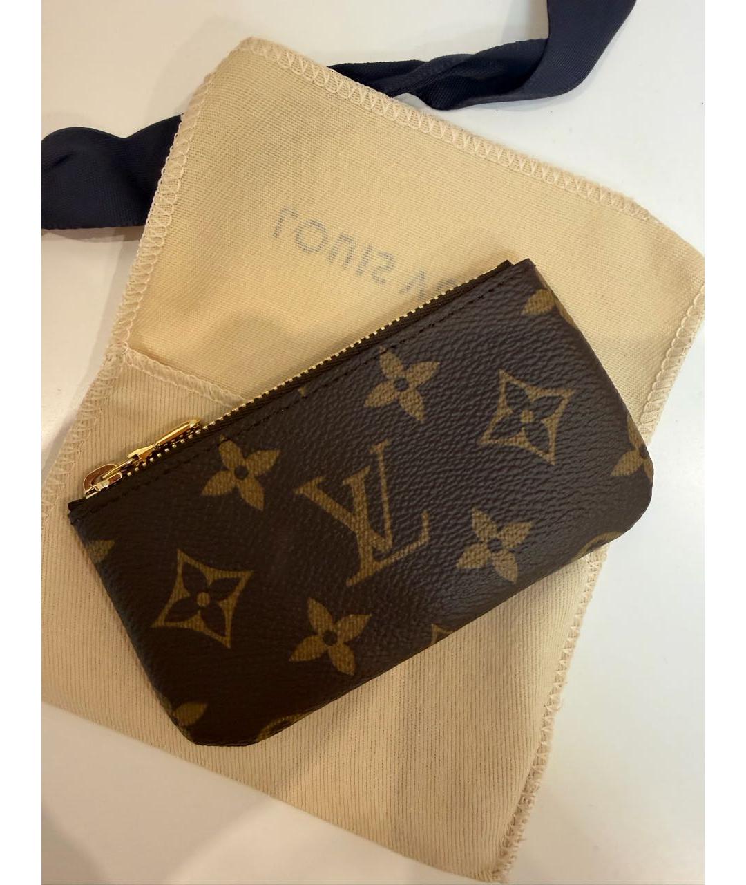 LOUIS VUITTON Коричневая ключница, фото 4