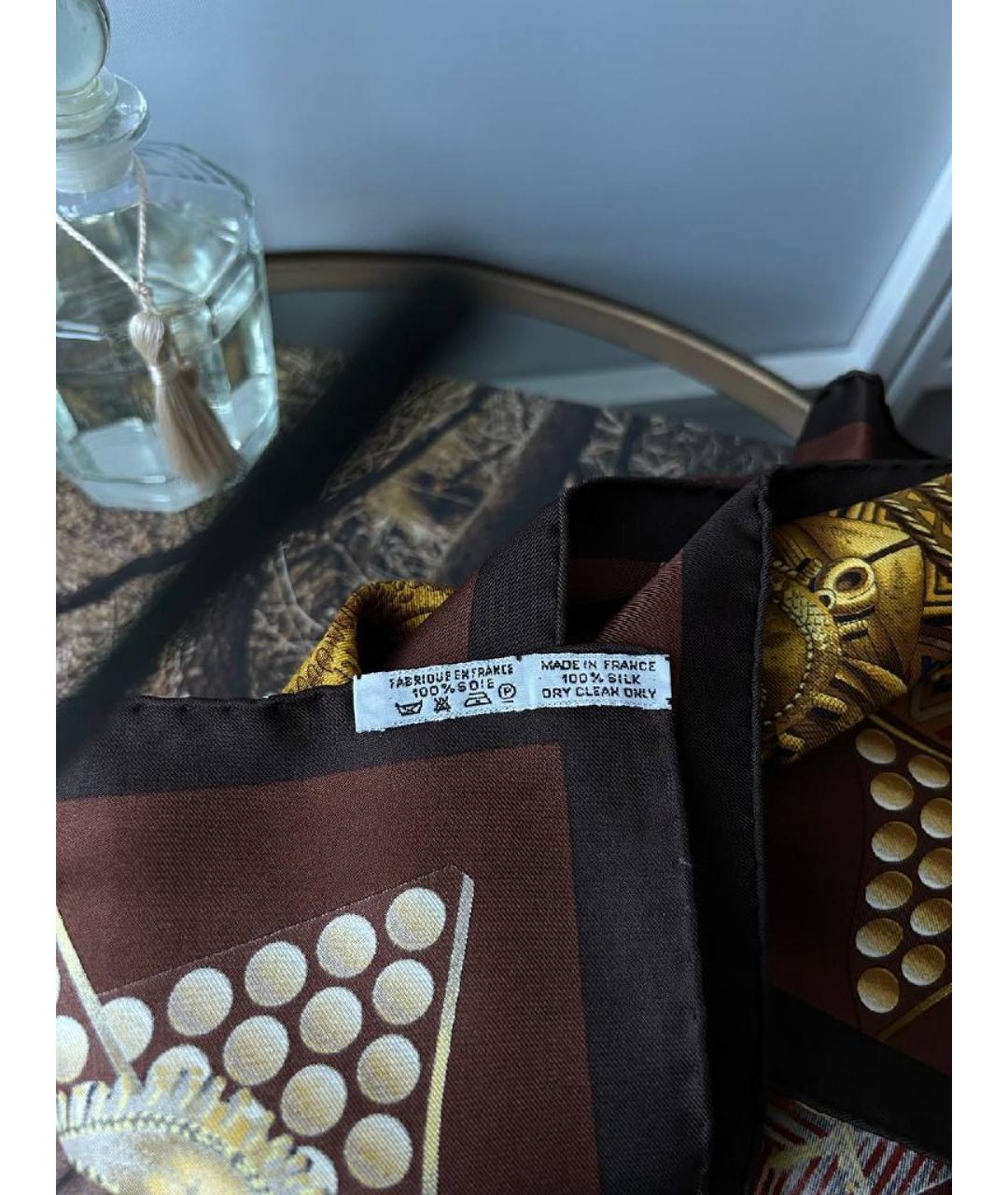 HERMES Коричневый шелковый платок, фото 3