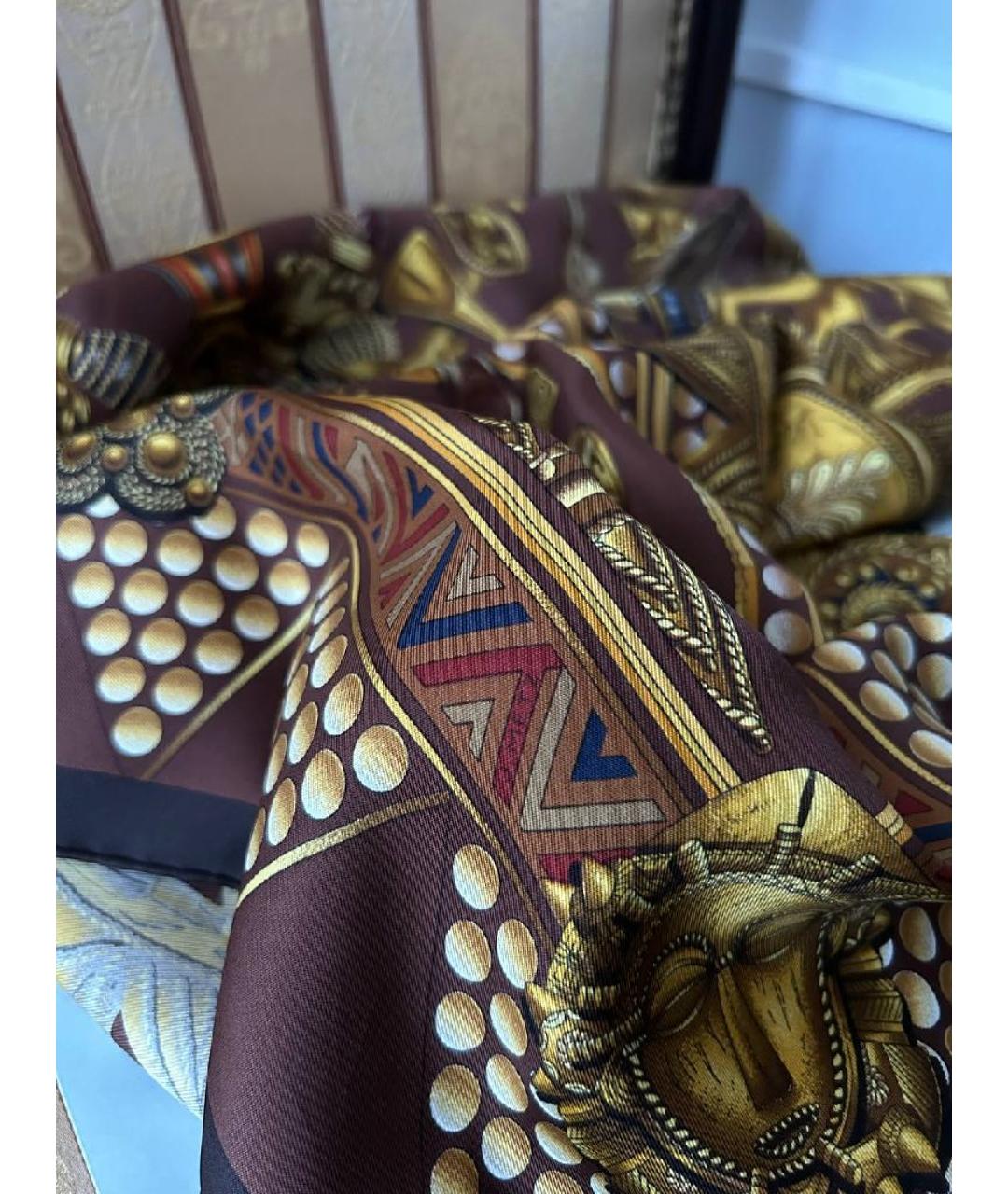 HERMES Коричневый шелковый платок, фото 2