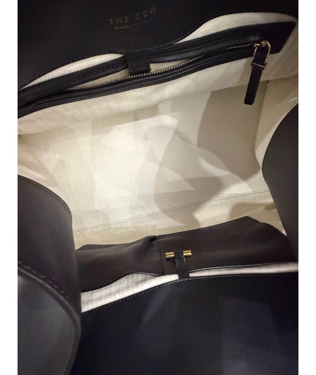 THE ROW Черная кожаная сумка тоут, фото 7