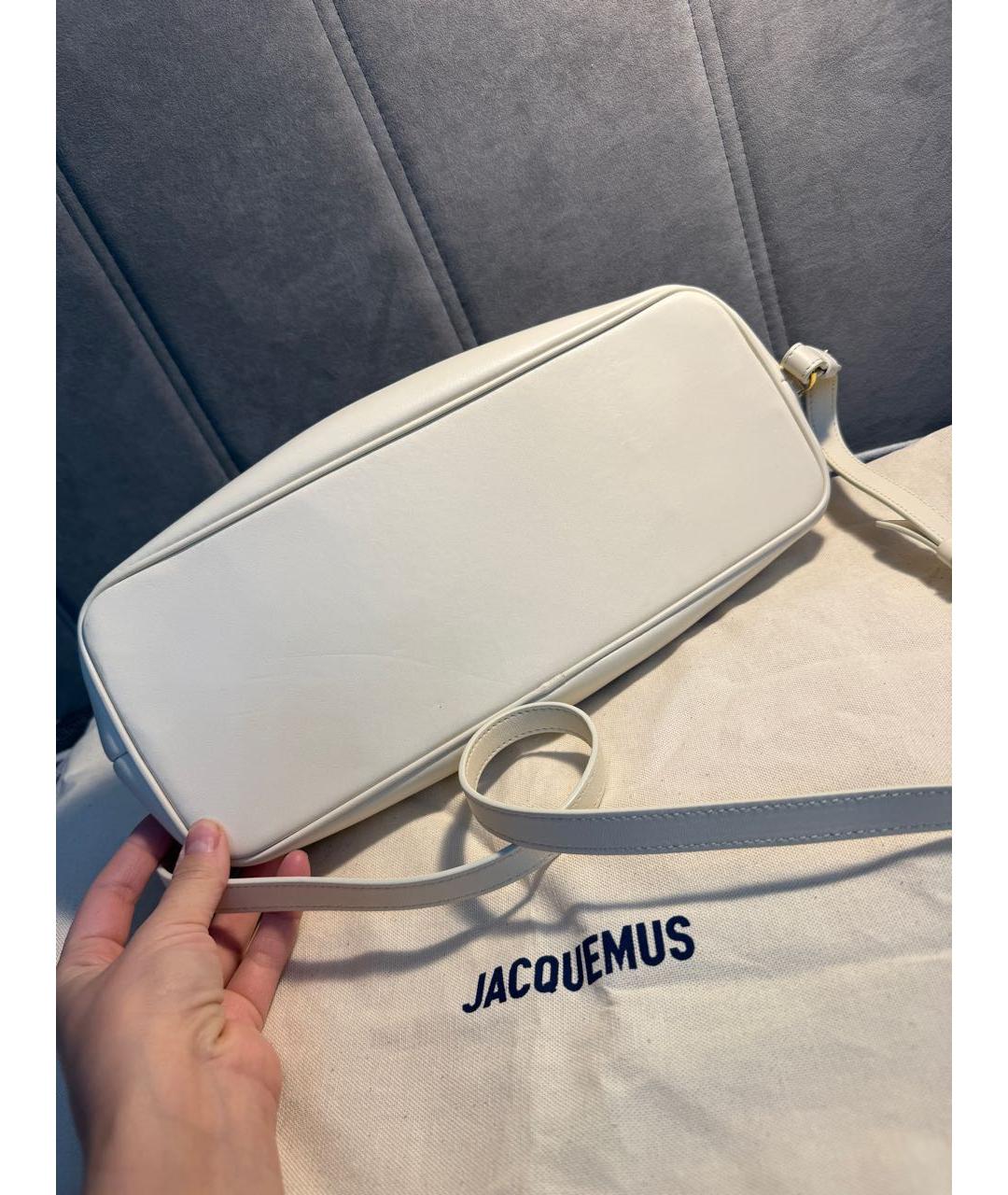 JACQUEMUS Белая кожаная сумка с короткими ручками, фото 4