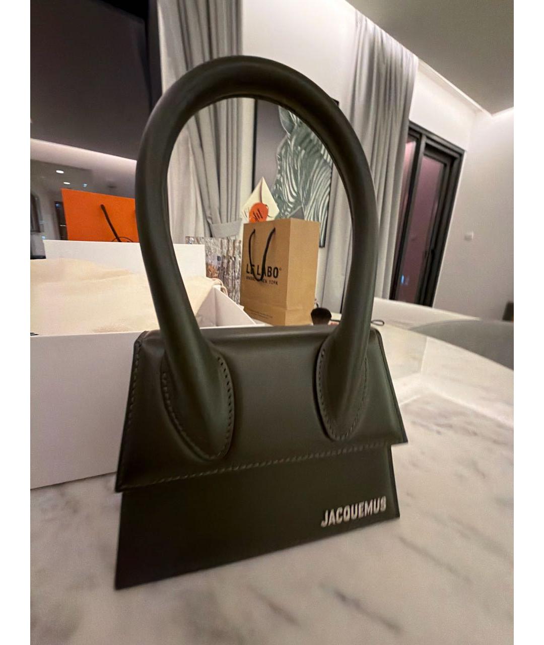 JACQUEMUS Хаки кожаная сумка с короткими ручками, фото 3