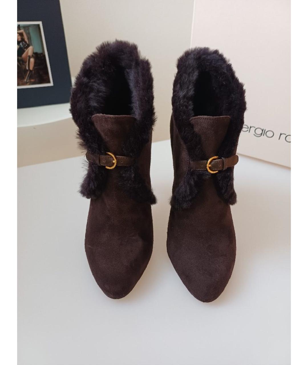 SERGIO ROSSI Коричневые замшевые ботильоны, фото 7