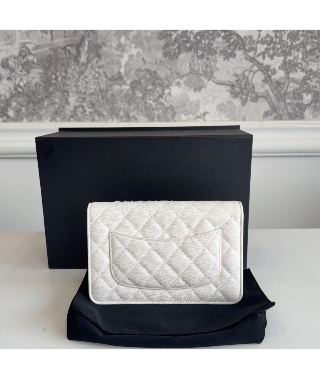 CHANEL Белая кожаная сумка через плечо, фото 5
