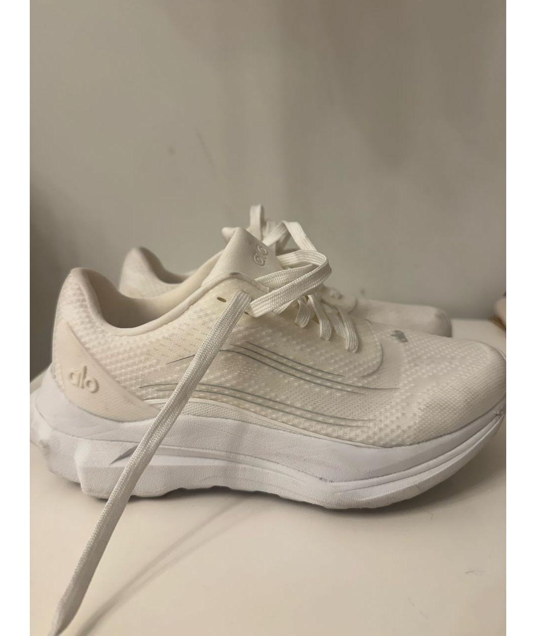 ALO YOGA Белые текстильные кроссовки, фото 6