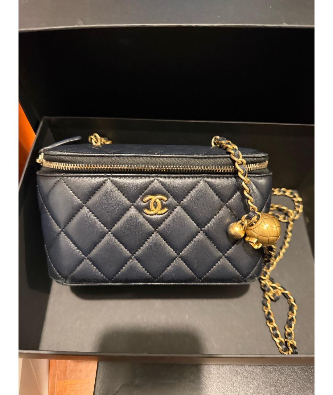 CHANEL Черная кожаная сумка через плечо, фото 7