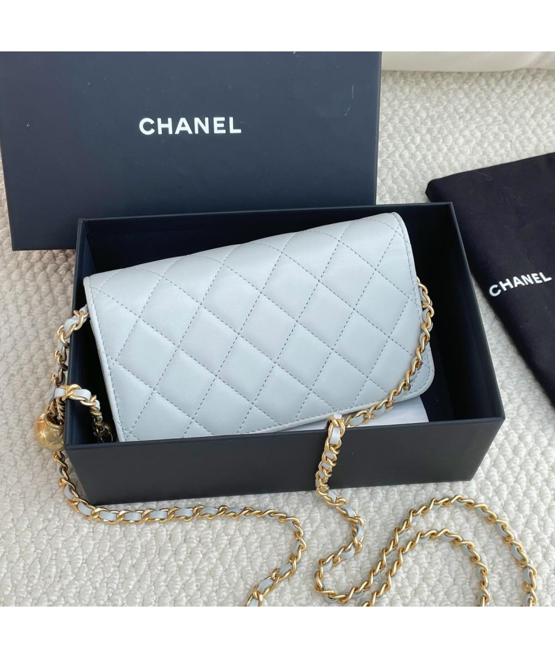 CHANEL Голубая кожаная сумка через плечо, фото 3