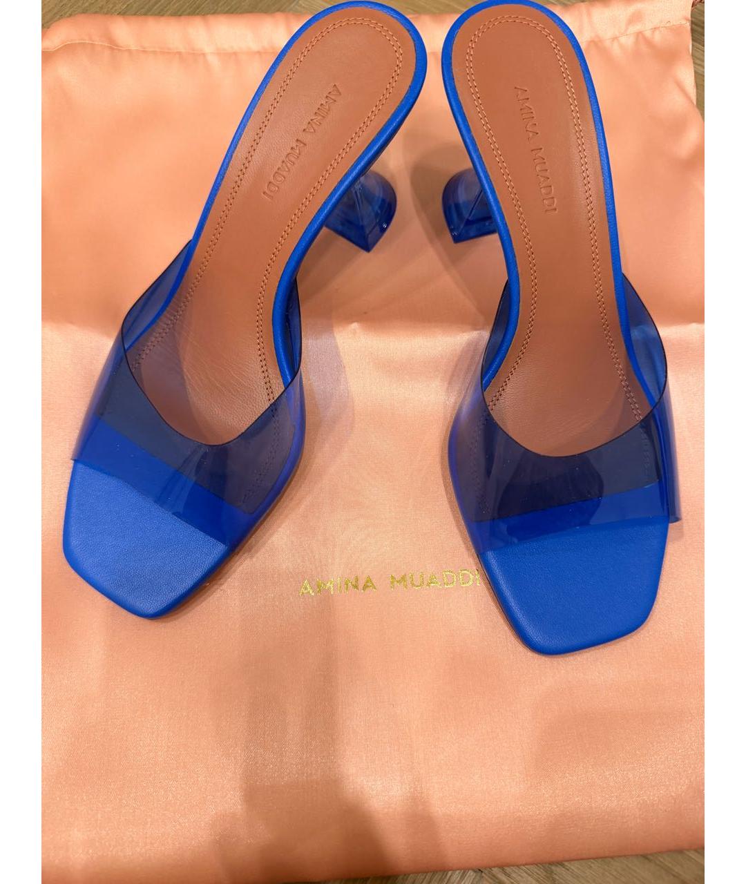 Amina Muaddi Синие резиновые мюли, фото 2