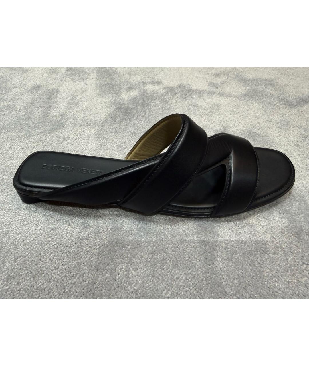 BOTTEGA VENETA Черные кожаные шлепанцы, фото 8