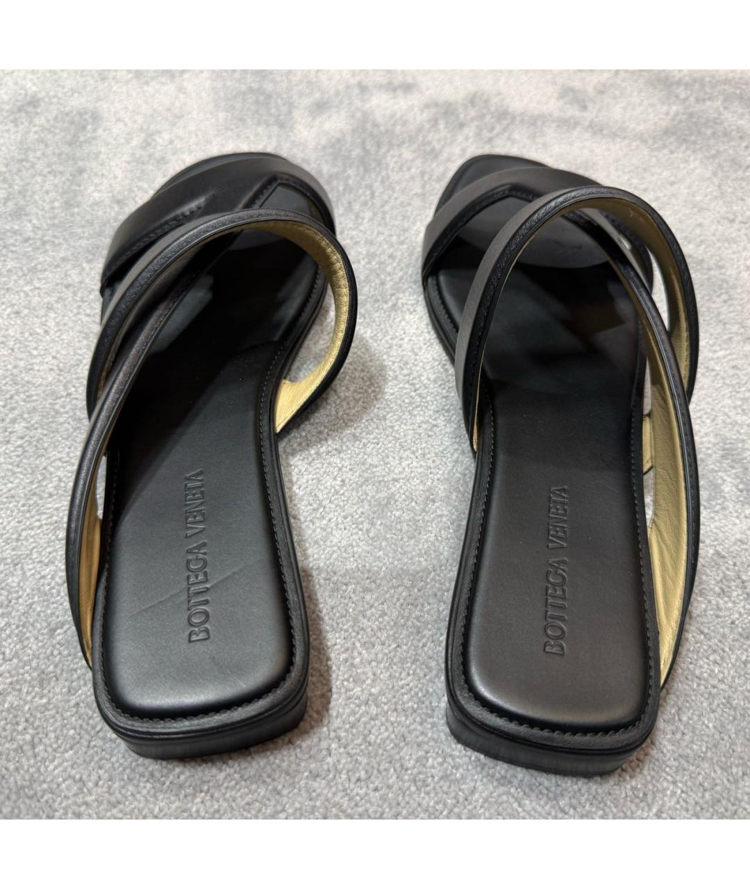 BOTTEGA VENETA Черные кожаные шлепанцы, фото 4