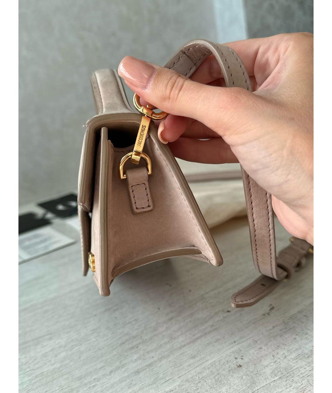 JACQUEMUS Бежевая замшевая сумка через плечо, фото 5