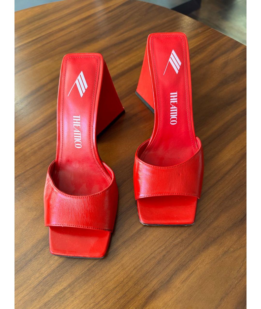 THE ATTICO Красные кожаные мюли, фото 3
