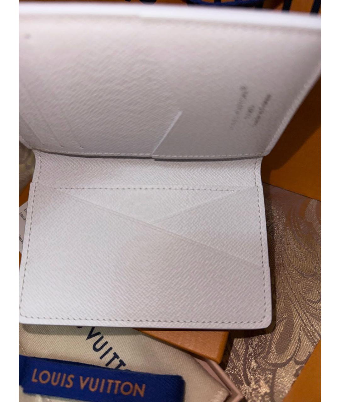 LOUIS VUITTON Белый кожаный кардхолдер, фото 6