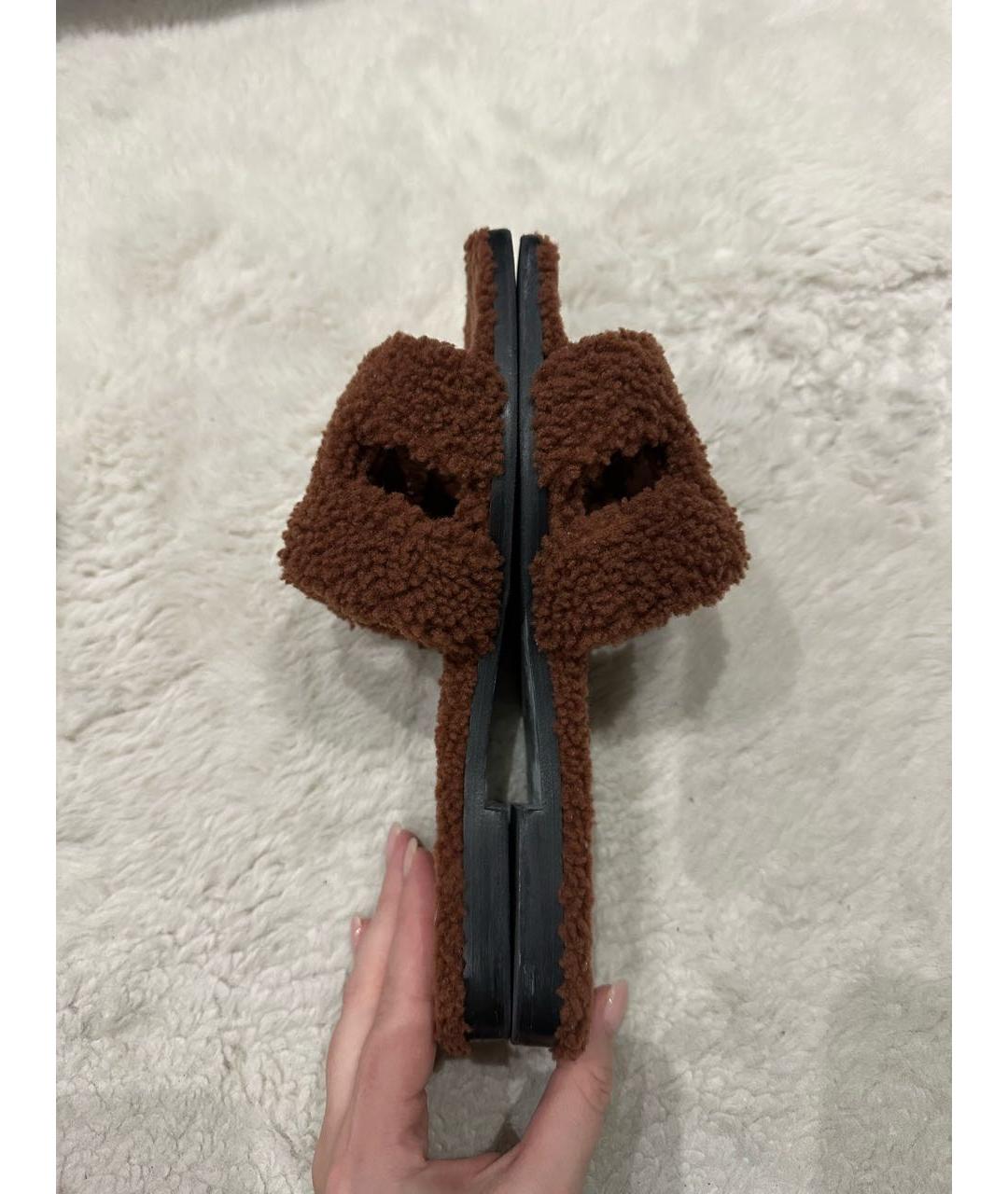 HERMES Коричневые шлепанцы, фото 5