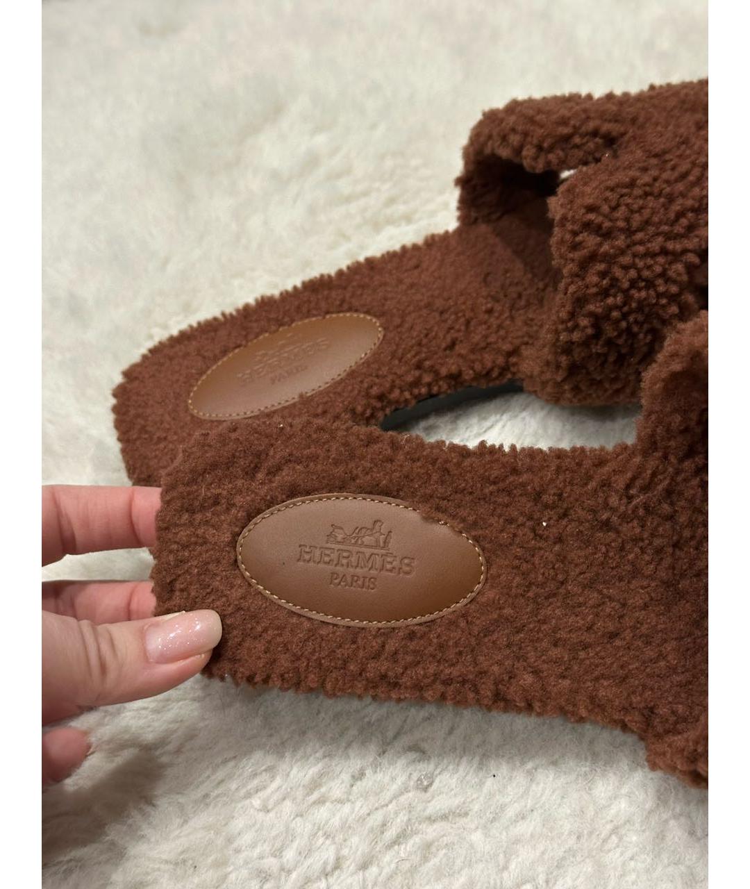 HERMES Коричневые шлепанцы, фото 8