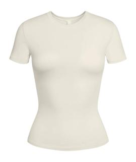 SKIMS Футболка