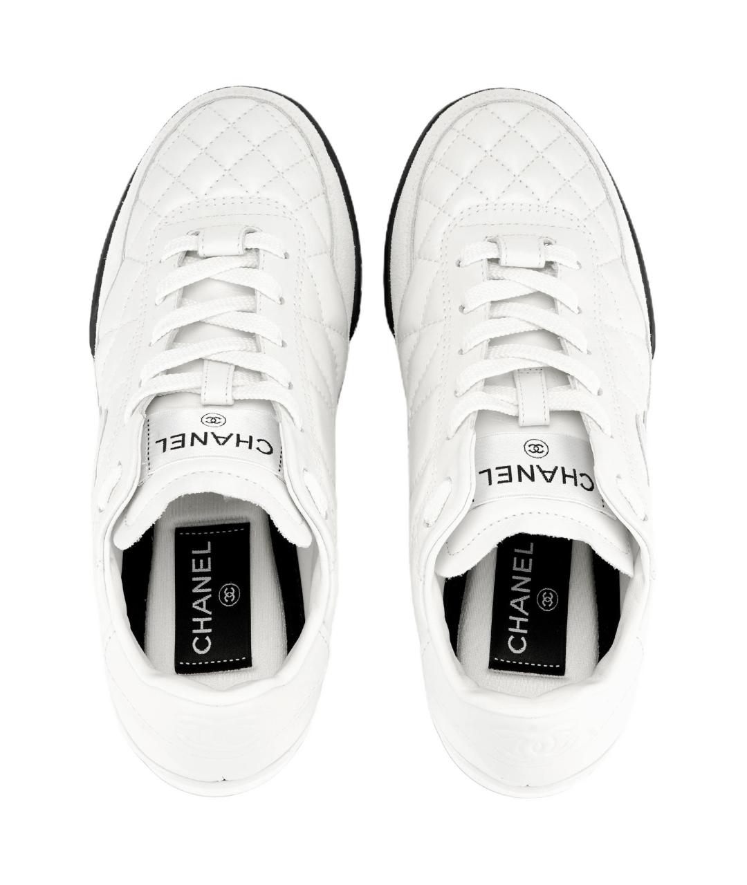 CHANEL Белые замшевые кроссовки, фото 3